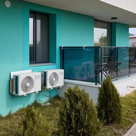 Wave * コスティネシュティ